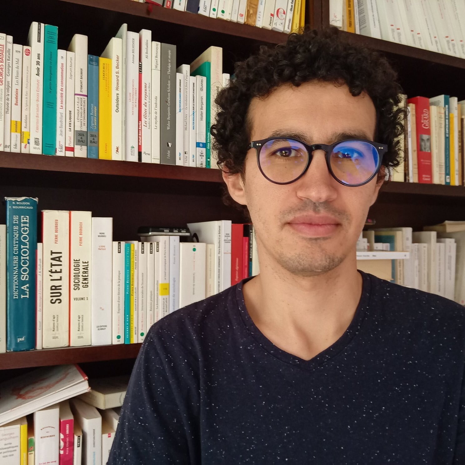 Read more about the article منتصر صقحي
